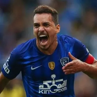 Galatasaray'da Carlos Eduardo harekatı başlıyor
