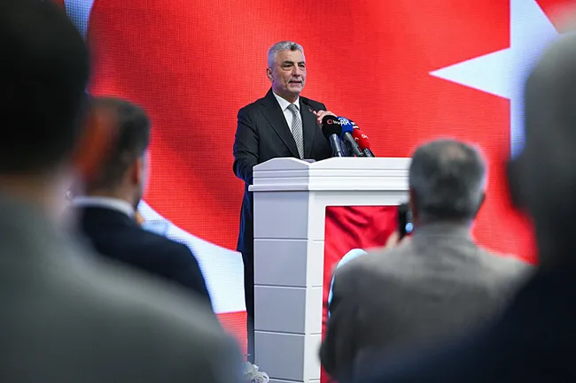 bakan-bolat-misir-ile-15-milyar-dolar-ticaret-hacmi-icin-calisiyoruz-1783972206578.jpeg