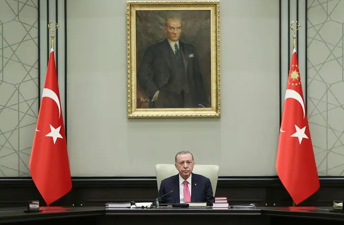 son-dakika-haberi-mgk-toplantisi-sonrasi-yazili-aciklama-1680192109202.jpg SON DAKİKA HABERİ: MGK sonrası yayınlanan bildiride kritik mesajlar! Terörle mücadelede kararlılık vurgusu