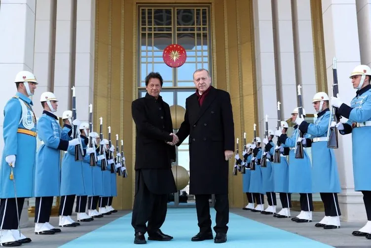 Başkan Erdoğan, Pakistan Başbakanı Khan’ı kabul etti