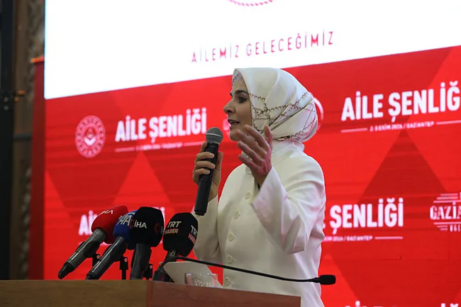 bakan-goktas-aile-guclu-olursa-turkiye-guclu-olur-1790966625008.jpeg Bakan Göktaş: “Aile güçlü olursa Türkiye güçlü olur”