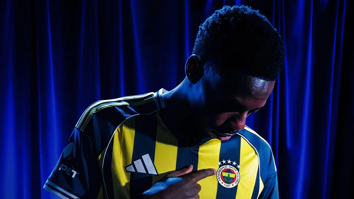 Anthony Musaba, Fenerbahçe’nin 8. Hollandalı oyuncusu oldu! Anthony Musaba, Fenerbahçe’nin 8. Hollandalı oyuncusu oldu!