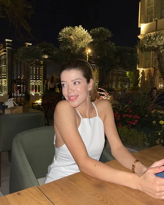 Kardeş kavgasına dahil oldu! Özcan Deniz’in eski eşi Feyza Aktan peş peşe hesap kesti! Oğlumun adını ağzına almayacaksın