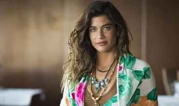 Fi’den sonra geri döndü! Berrak Tüzünataç kimdir, nereli ve kaç yaşında?