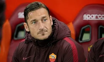 Totti antrenörlük kursundan ayrıldı