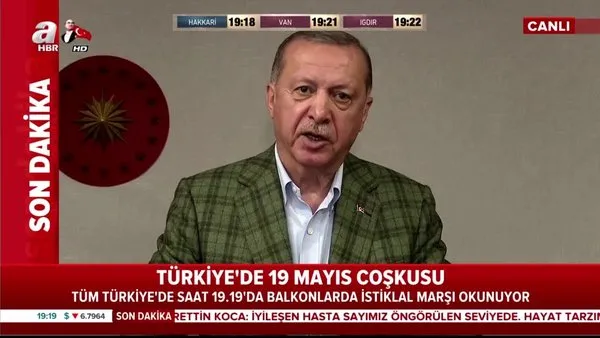 Saat 19:19'daki İstiklal Marşı coşkusuna Başkan Erdoğan da katıldı | Video