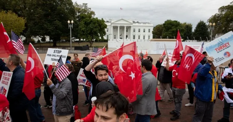 ABD’deki Türklerden Barış Pınarı Harekatı’na destek