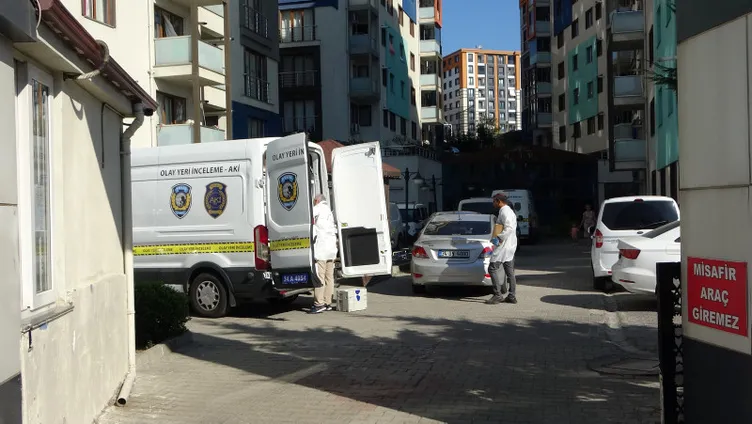 İstanbul’da sevgili vahşeti: Nazlı Duman’ın boğazını kesip intihar etti!