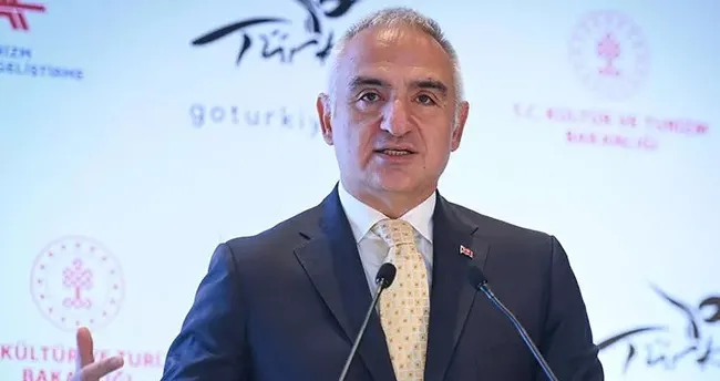 Bakan Ersoy duyurdu: Zeugma'ya ait stel yurda geri dönüyor