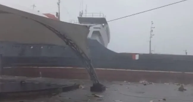 Son dakika: Zonguldak'ta gemi karaya oturdu! Mürettebat tahliye ediliyor! Son dakika: Zonguldak'ta gemi karaya oturdu! Mürettebat tahliye ediliyor!