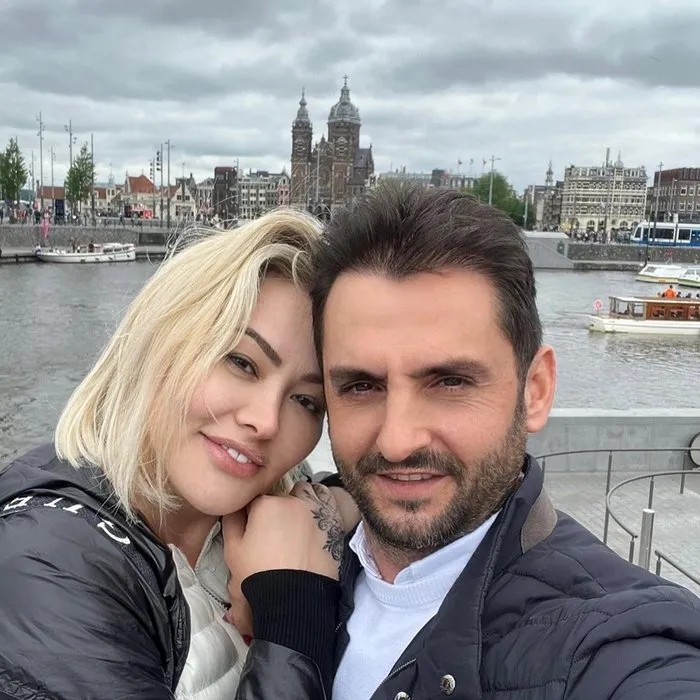 Evliliklerinde 6 yılı geride bıraktılar! Aylin Coşkun’dan romantik yıl dönümü mesajı: El ele, sevgiyle, aşkla...