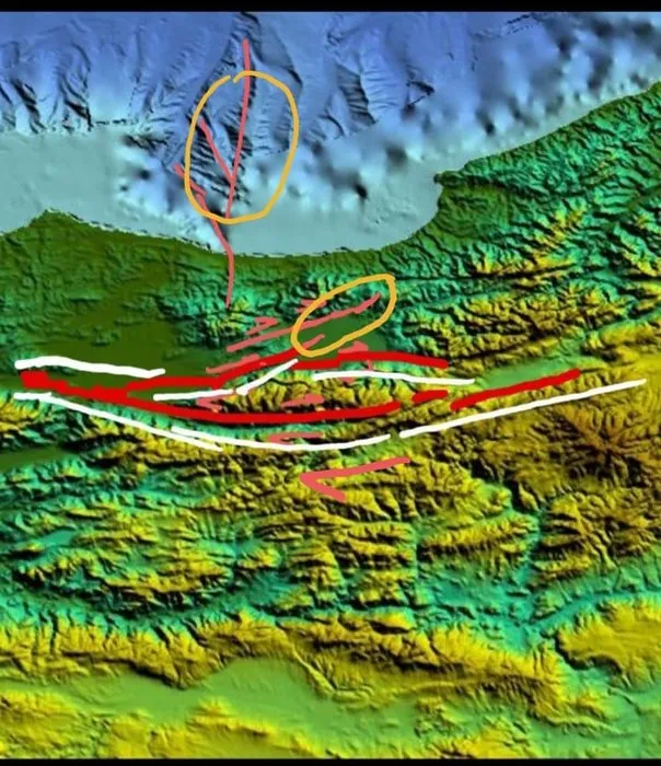 Uzmanlar Bolu depremini SABAH’a değerlendirdi! Bölgede daha büyük bir deprem bekleniyor mu? Haritayı inceledim diyerek açıkladı