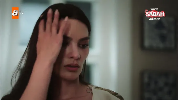 Üvey Anne 1. Bölüm: Serap, Faruk'u etkilemek için ilk planını yaptı! Aralarındaki ilk çekim | Video