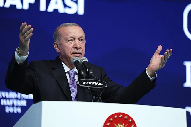son-dakika-baskan-erdogandan-islam-ulkelerine-cagri-barisi-birlikte-insa-etmek-zorundayiz-1787937880519.jpeg SON DAKİKA | Başkan Erdoğan'dan İslam ülkelerine çağrı: Barışı birlikte inşa etmek zorundayız