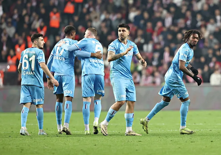 Son dakika haberleri: Trabzonspor’dan üç bölgeye transfer hamlesi! Şenol Güneş o isimleri istedi...