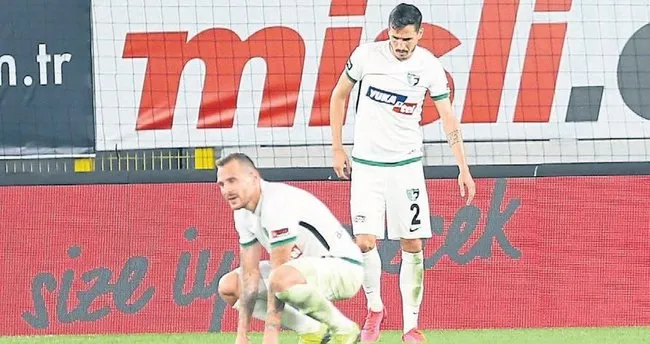 Ilk maçta kâbus!