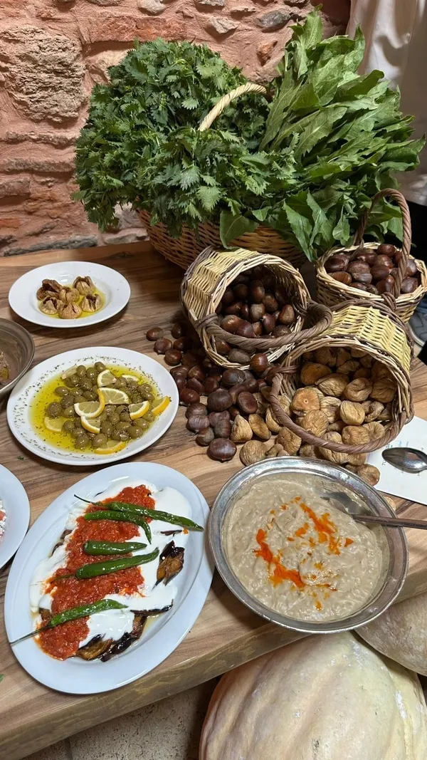 42-lezzet-noktasiyla-aydin-gastronomisi-vitrine-cikti-festival-aydina-cok-yonlu-hareketlilik-getirdi-1778051962294.jpeg