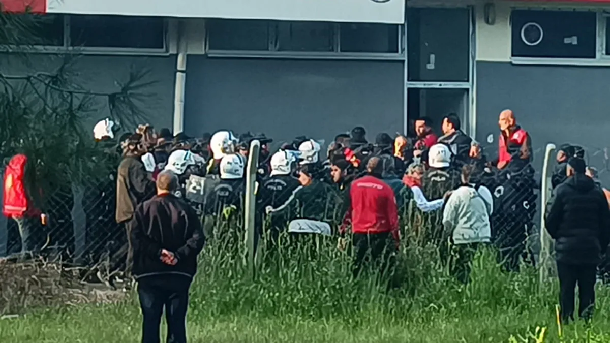Adana’da amatör futbol maçında kavga çıktı Adana’da amatör futbol maçında kavga çıktı
