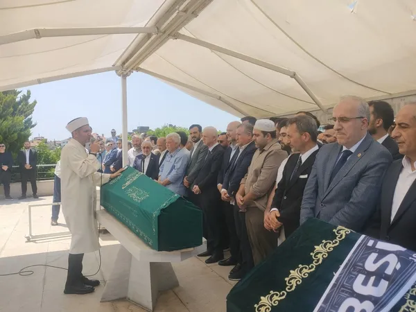 huseyin-goncagul-icin-cenaze-toreni-duzenleniyor-1749813445536.jpg