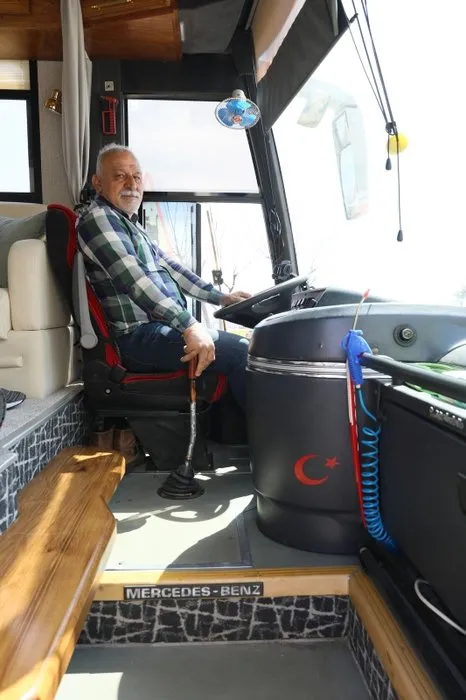 Emekli mimar yolcu otobüsünü karavana çevirdi! Türkiye’yi turlayacak: Canım nereye isterse oraya gidiyorum