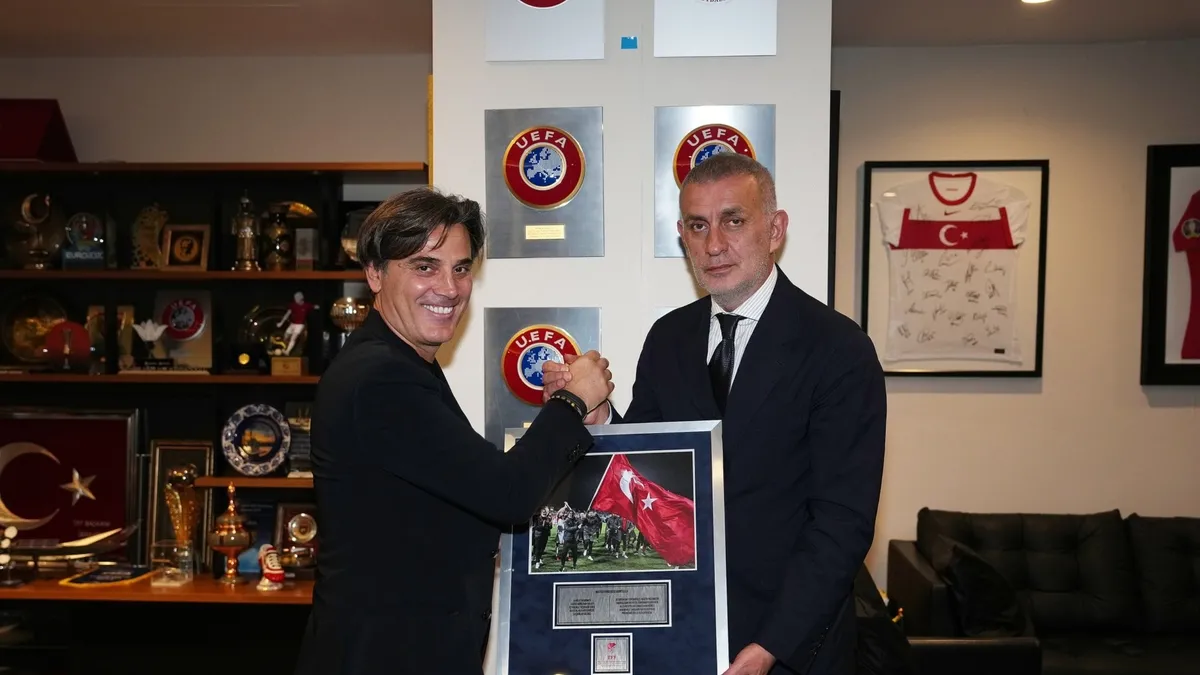 TFF Başkanı Hacıosmanoğlu, Montella ile vedalaştı