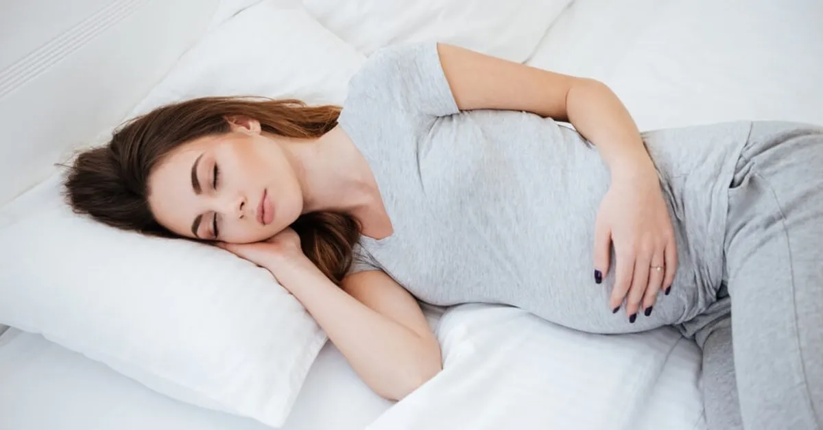 Hamilelikte uyku pozisyonu nasıl olmalı? Hamilelikte uyku için en rahat ve  sağlıklı ideal yatış pozisyonları hangileri? - Hamilelik Haberleri