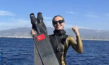Şahika Ercümen’den iki altın madalya