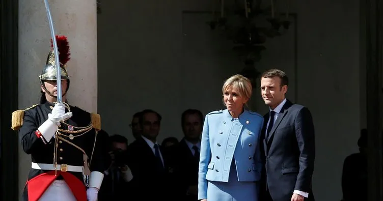 Macron’u kızdıracak yorum: Güzel bir annesi var