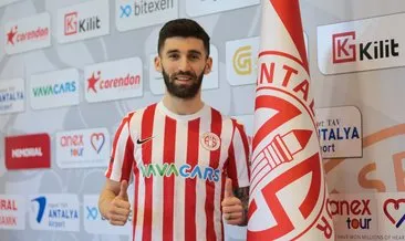 Son dakika transfer haberleri: Fraport Tav Antalyaspor, Doğukan Sinik ile sözleşme imzaladı