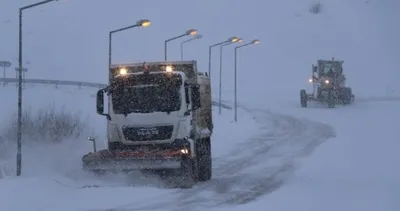 Bayburt’tu çevre illere bağlayan yüksek rakımlı geçitlerde karla mücadele sürüyor #bayburt