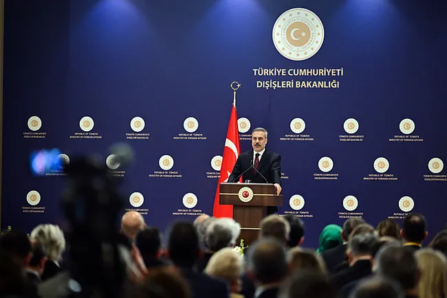 bakan-fidan-irana-askeri-mudahaleye-karsiyiz-1768473909421.jpeg Bakan Fidan: İran'a askeri müdahaleye karşıyız