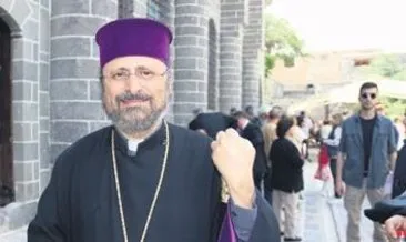 Ermeni kilisesinde 7 yıl sonra ilk ayin #diyarbakir