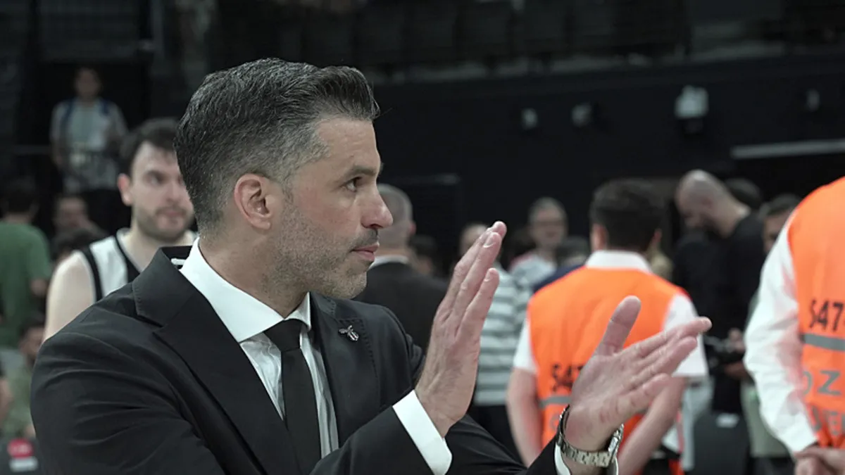 Dusan Alimpijevic’ten galibiyet yorumu: “Oyuncularımla ne kadar gurur duysam az” Dusan Alimpijevic’ten galibiyet yorumu: “Oyuncularımla ne kadar gurur duysam az”