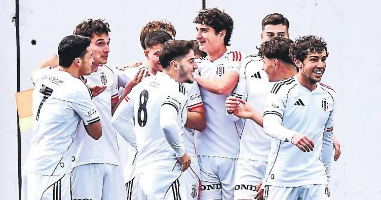 Gençler derbisinde gülen Beşiktaş oldu