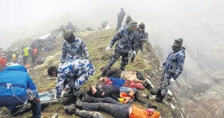 Nepal’de kaybolan uçağın enkazı bulundu