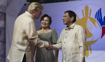 Trump, Obama’ya küfreden Duterte’nin elini sıktı