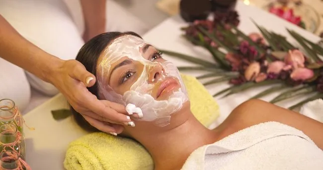 Yas Maya Maskesi Nasil Yapilir Faydalari Ve Zararlari Nelerdir Sivilce Ve Goz Alti Kirisikliklari Icin Yas Maya Maskesi Tarifi Saglik Haberleri