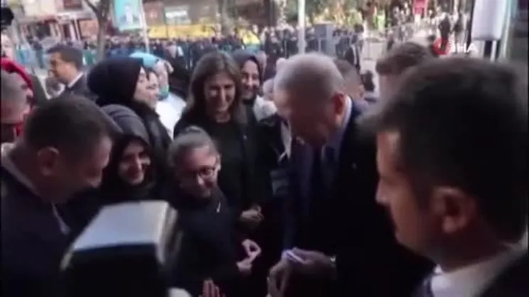 Başkan Erdoğan'dan çocuklarla 'Balıkesir' sohbeti | VİDEOHABER