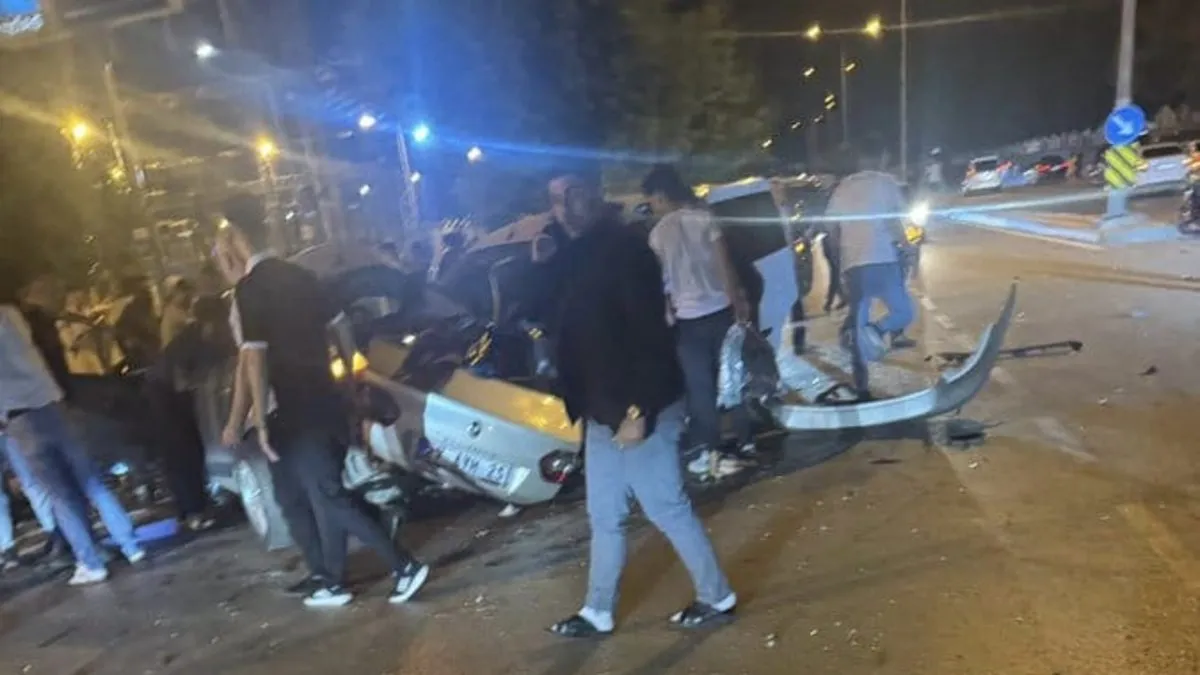 Gaziantep'te feci kaza: Düğün konvoyu kana bulandı! 5 kişi öldü