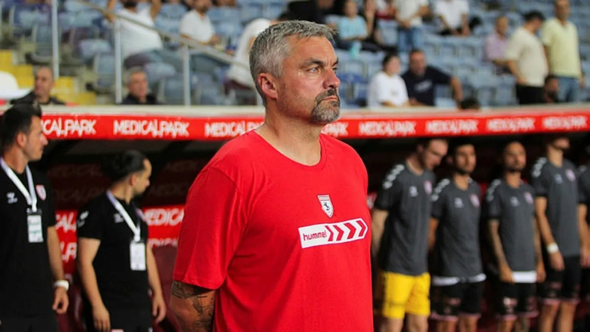 Samsunspor Teknik Direktörü Thomas Reis: 3 puanla Samsun'a döndüğümüz için mutluyuz