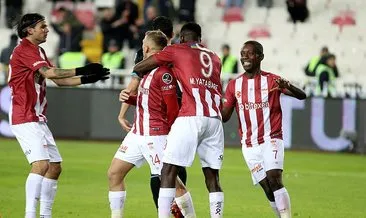 Son dakika haberleri: Trabzonspor, deplasmanda kayıp! Sivasspor, 4 golle galip geldi…