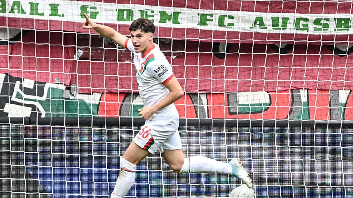 Mert Kömür, Augsburg maçında parladı! 1 gol 1 asist… Mert Kömür, Augsburg maçında parladı! 1 gol 1 asist…