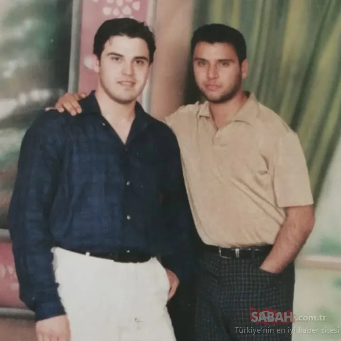 ’Yıl 1994, hayallerimiz var’ Şarkıcı Alişan takipçilerini maziye götürdü...