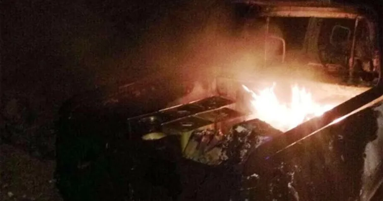 Şırnak’ta yol kesen PKK’lılar araç yaktı