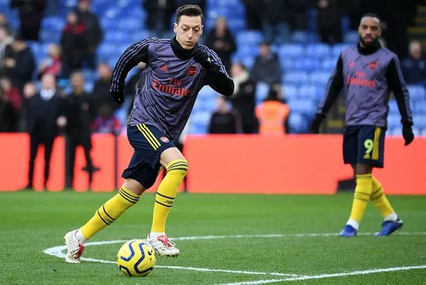 Son dakika: Mesut Özil'in İstanbul'a geleceği tarih belli oldu! Fenerbahçe taraftarına büyük müjde...