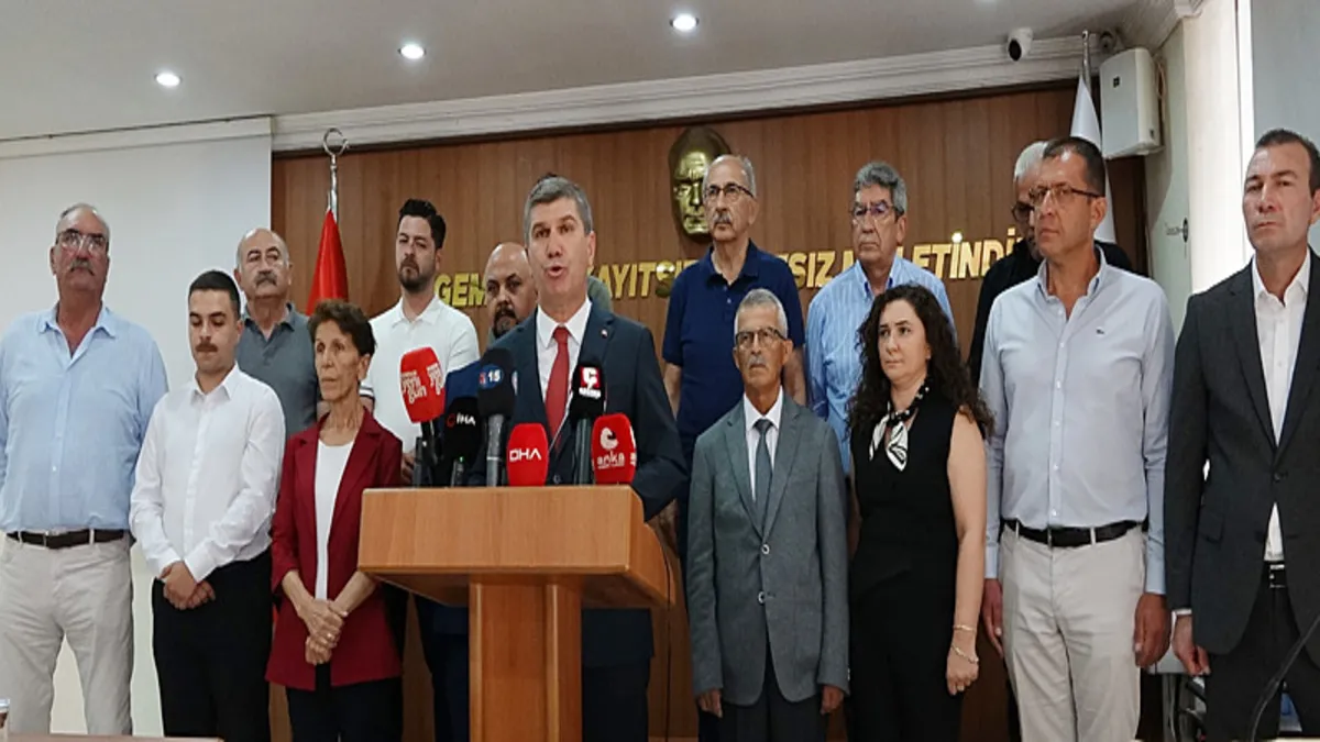 CHP’de yaprak dökümü sürüyor! Burdur’da 4 belediye başkanı partiden istifa etti CHP’de yaprak dökümü sürüyor! Burdur’da 4 belediye başkanı partiden istifa etti
