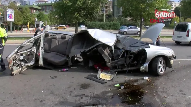 İkiye bölünen araçtan sağ çıktı | Video