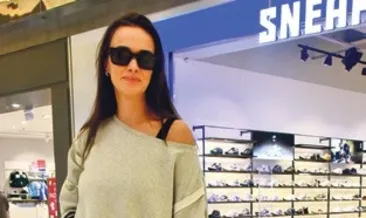 Anne-oğul mağazaları gezdi