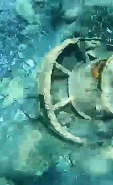 Denizin dibindeki mayın imha edildi!