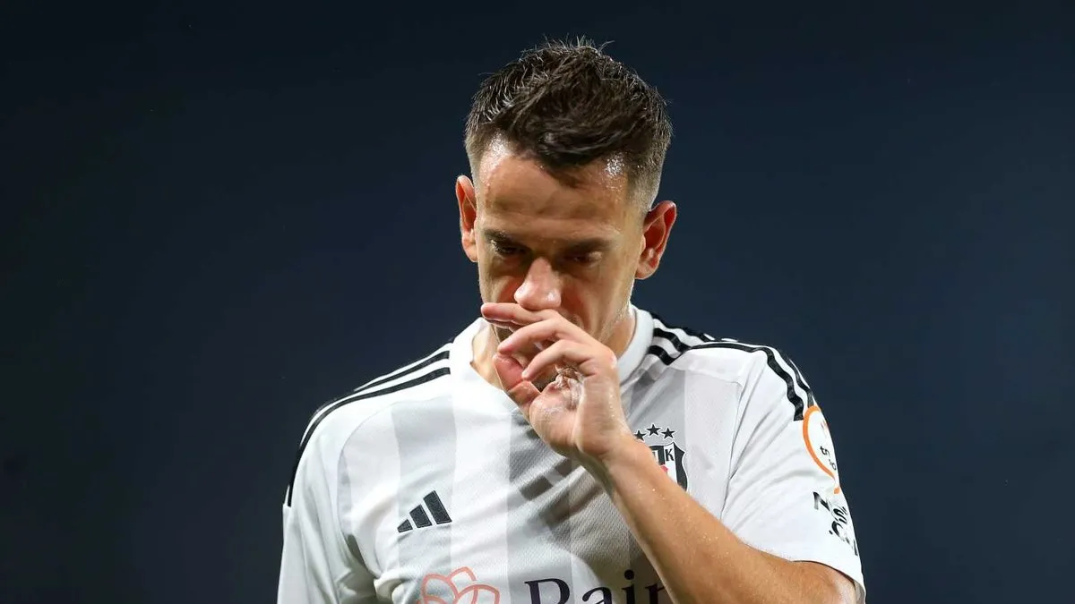 Amir Hadziahmetovic, Beşiktaş'ta kalmak istiyor